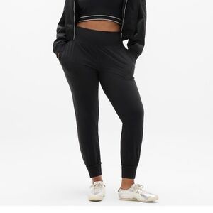 ATHLETA Salutation Jogger in Powervita Black High Rise Pockets Sz M